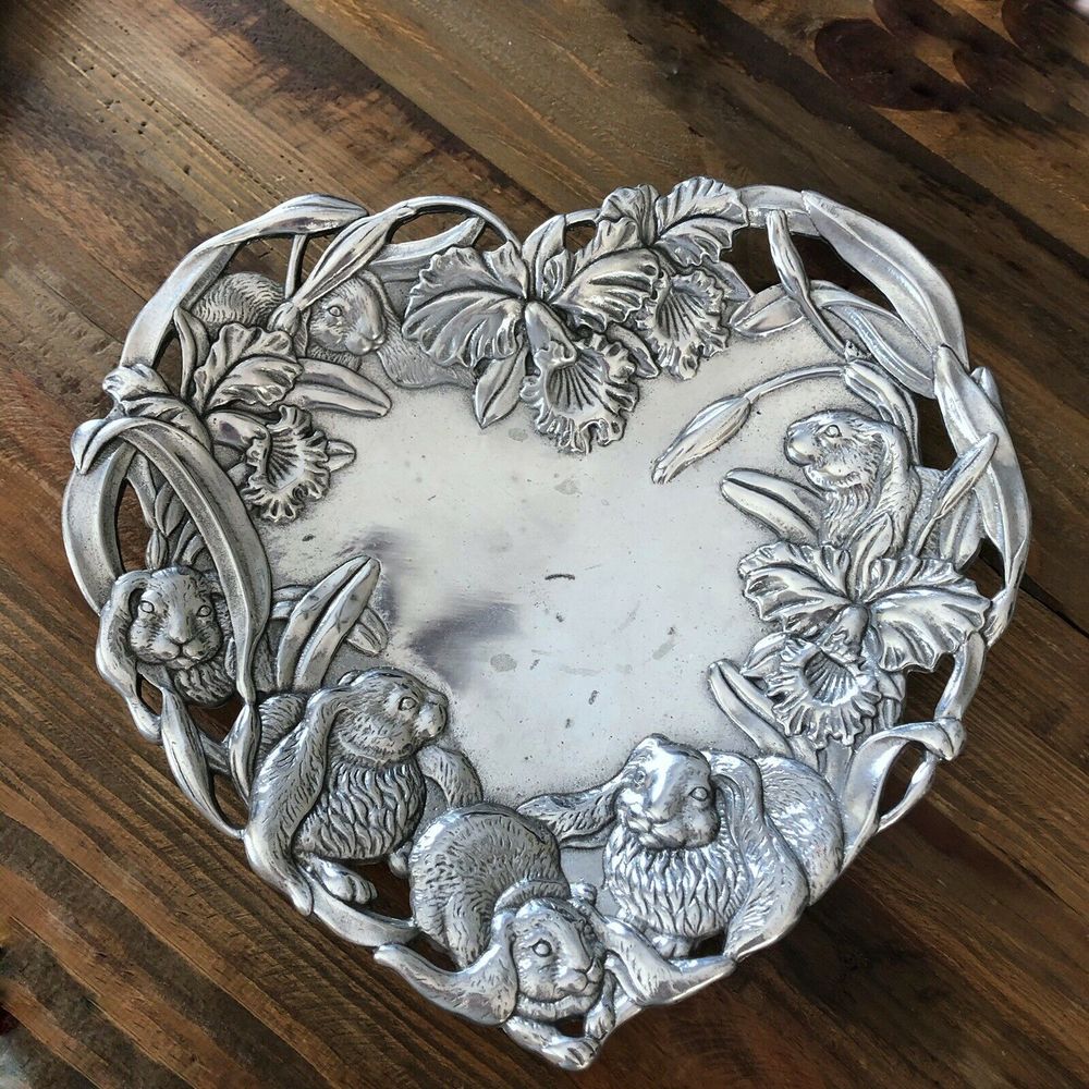 Arthur Court Aluminum Heart Rabbit Floral Plate